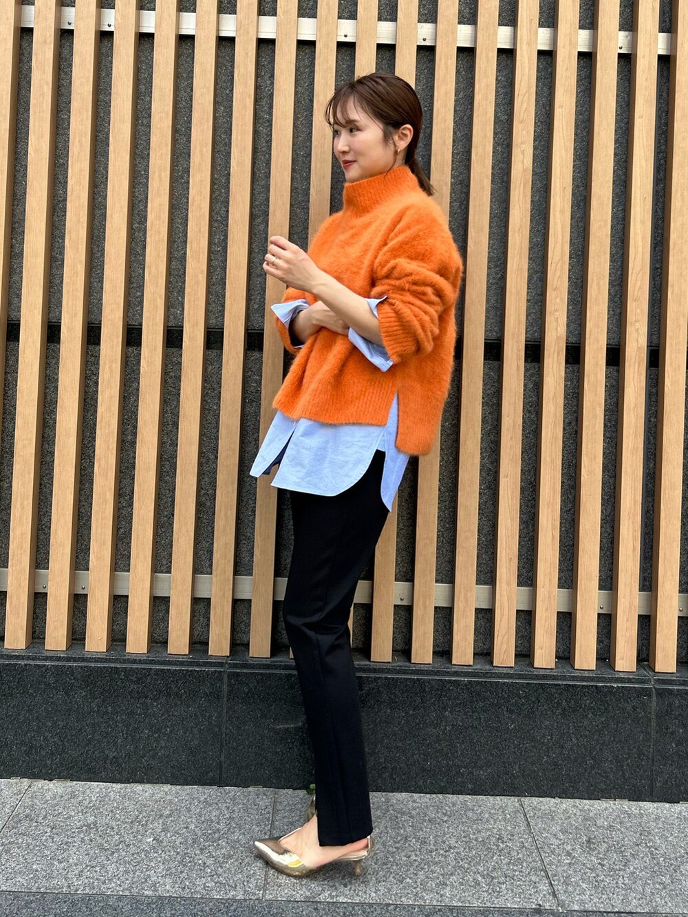「休日コーデ、大人女子、カジュアル、おしゃれさんと繋がりたい、オトナカワイイ、オトナカジュアル、キレイめカジュアル、30代コーデ、骨格ナチュラル」｜「allurevilleの＜予約＞KIWIラムリバーロングコート（ノーカラーコート、ベージュ系）」を使った、kosugeさん（レディース・161cm）の秋コーディネートの4枚目の写真