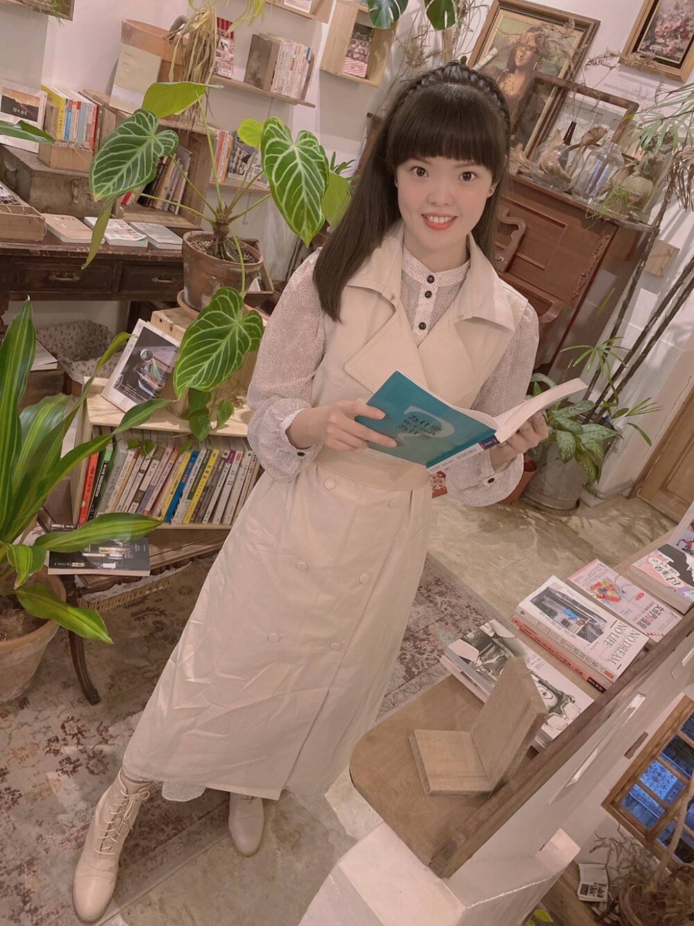 「ootd、冬、洋裝、韓系、點點、氣質、約會style、婚禮穿搭、咖啡廳」｜「pattisのアイテム（ワンピース、その他）」を使った、0sarsh0さん（レディース・158cm）の春コーディネートの2枚目の写真