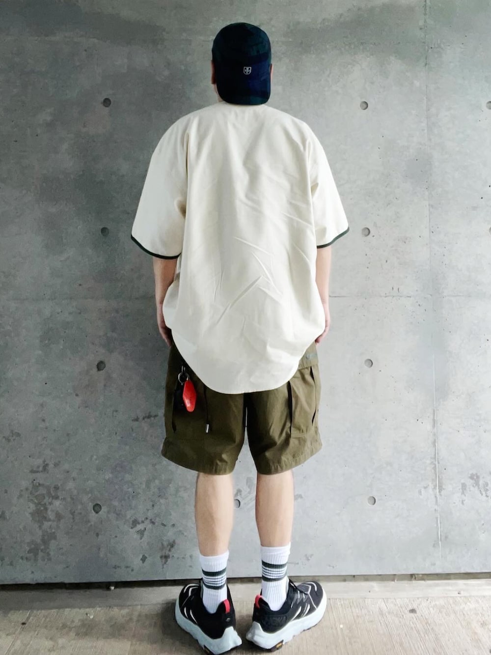 kazbombさんの（WTAPS）を使ったコーディネートの3枚目の写真