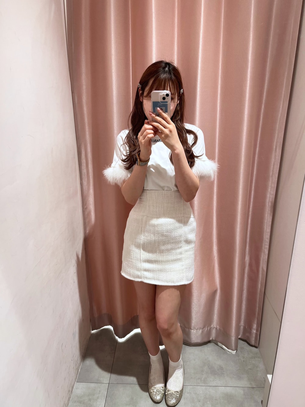 「春服、お出かけコーデ、Tシャツ、骨格ナチュラル、ナイスクラップ、nice claup、高身長女子、高身長コーデ、白Tシャツ、ホワイトコーデ、ワントーンコーデ、バレーシューズ」｜「one after another NICE CLAUPのマラボーTee（Tシャツ/カットソー、ホワイト系）」を使った、なぎなぎさん（レディース・164cm）の春コーディネートの3枚目の写真