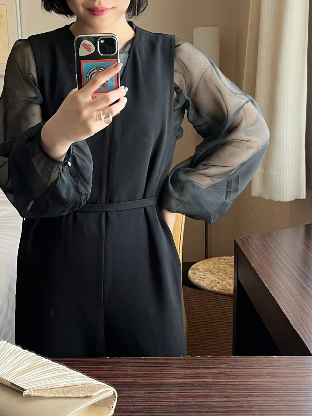 「LEPSIM、結婚式2次会、ワンピース、ワントーン、結婚式、お呼ばれスタイル、オールインワン、シアートップス、きれいめカジュアル、モノトーン、レイヤードスタイル、秋コーデ、二次会、ドレス、フォーマル」｜「LEPSIMのカップ付きホソキャミ　175280（キャミソール、ブラック系）」を使った、エムアイさん（レディース・162cm）の秋コーディネートの3枚目の写真