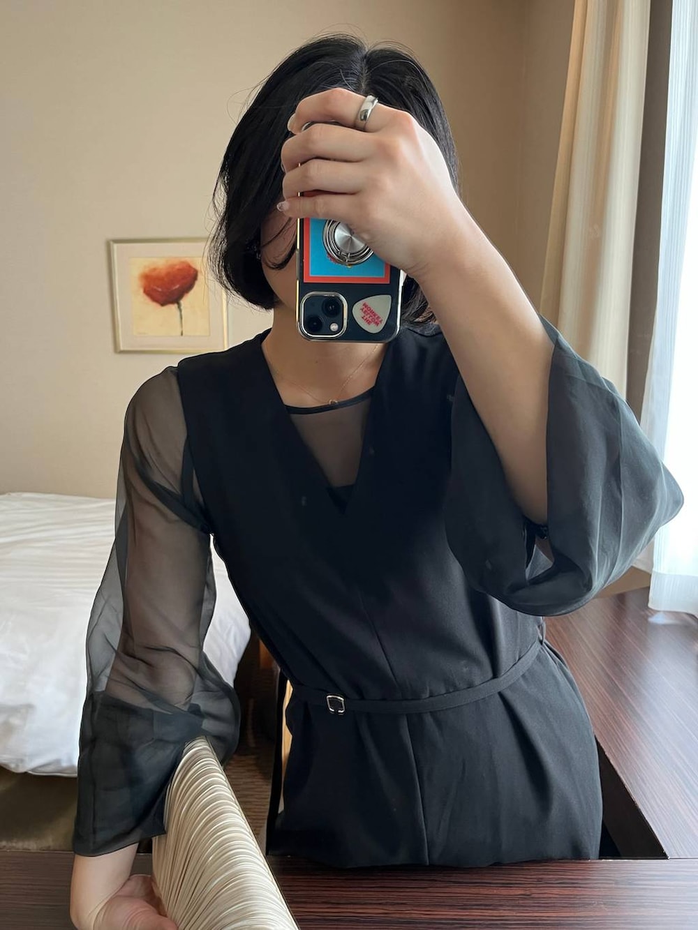 「LEPSIM、結婚式2次会、ワンピース、ワントーン、結婚式、お呼ばれスタイル、オールインワン、シアートップス、きれいめカジュアル、モノトーン、レイヤードスタイル、秋コーデ、二次会、ドレス、フォーマル」｜「LEPSIMのカップ付きホソキャミ　175280（キャミソール、ブラック系）」を使った、エムアイさん（レディース・162cm）の秋コーディネートの2枚目の写真