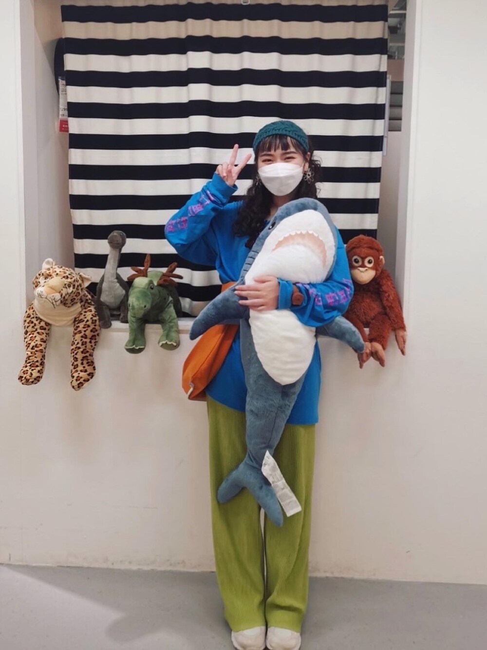 「ootd、vintage、VINTAGE、vintage style、古着、古着MIX、古着コーデ、古着好きな人と繋がりたい、古着女子」｜「MEIER.Qのアイテム（チノパンツ、グリーン系）」を使った、Teddyさん（レディース・160cm）の夏コーディネートの5枚目の写真
