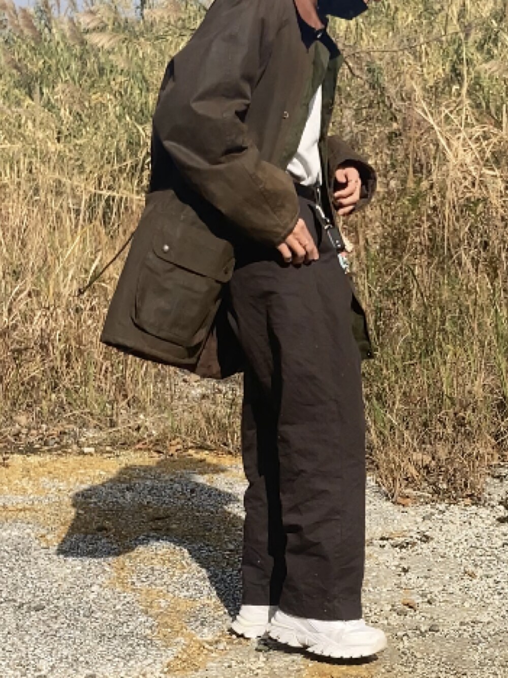 「秋冬コーデ、古着」｜「remerのloose purse wide pants/ルーズパースワイドパンツ（その他パンツ、ブラック系）」を使った、ギャン管さん（メンズ・166cm）の冬コーディネートの2枚目の写真