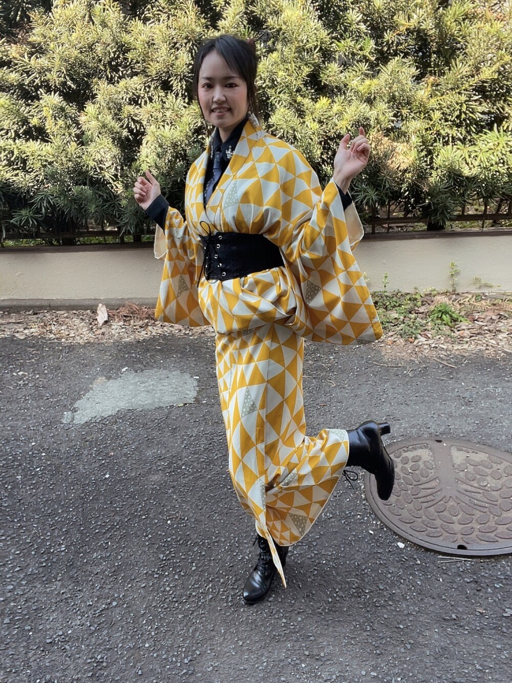 「着物、着物コーデ」｜「不明のアイテム（着物、イエロー系）」を使った、ひまりさん（レディース・161cm）の春コーディネートの2枚目の写真