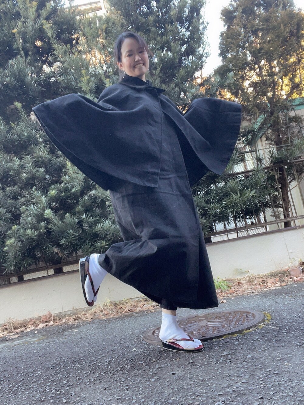 「着物」｜「不明のアイテム（水着/着物・浴衣、ブラック系）」を使った、ひまりさん（レディース・161cm）の春コーディネートの2枚目の写真