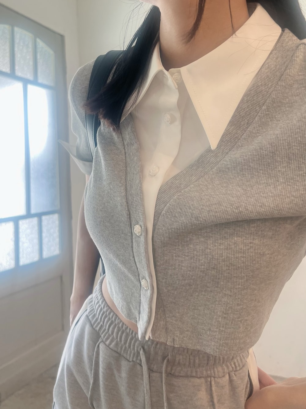 レディースの春コーディネートの6枚目の写真