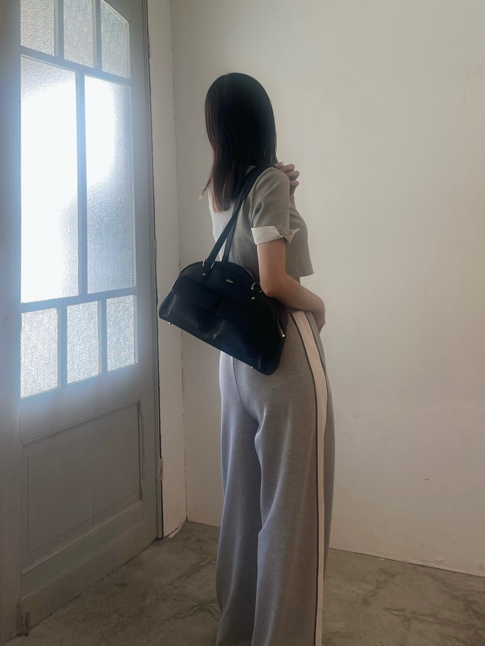 レディースの春コーディネートの5枚目の写真