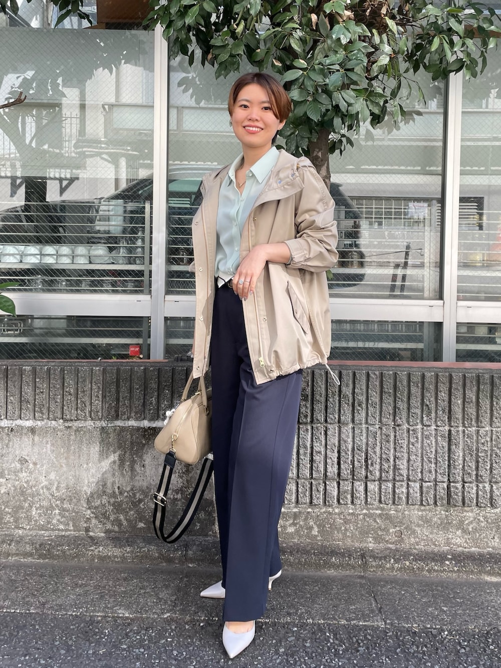 nol iwaiさんの「ウォッシャブル折り返しチノワイドパンツ（NOLLEY’S Sophi）」を使ったコーディネートの6枚目の写真