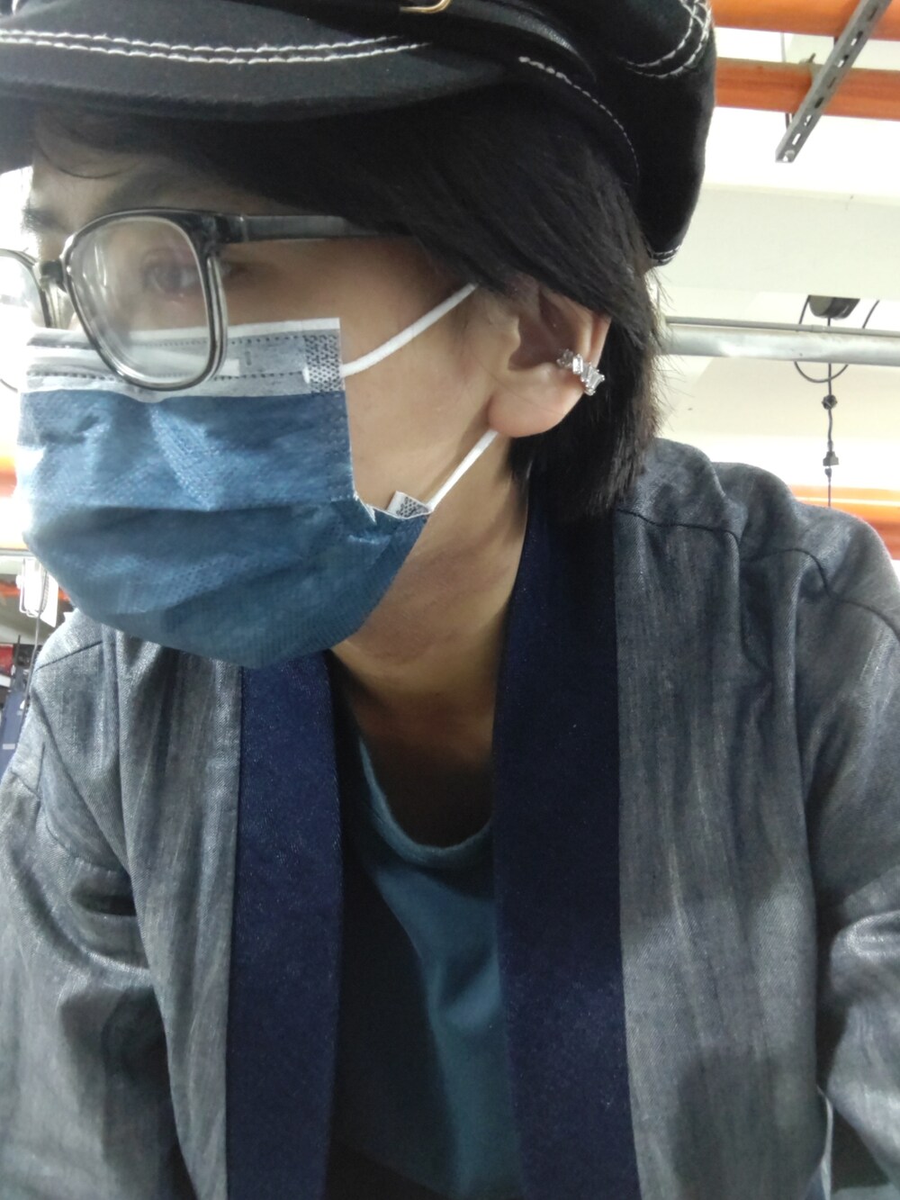 「ootd、outfit、oversize、日系、日常、日系穿搭、日常穿搭、休閒搭配、穿搭、穿搭日記、穿搭分享、穿搭日常」｜「青古のアイテム（デニムパンツ、グレー系）」を使った、みずさん（レディース・153cm）の夏コーディネートの5枚目の写真