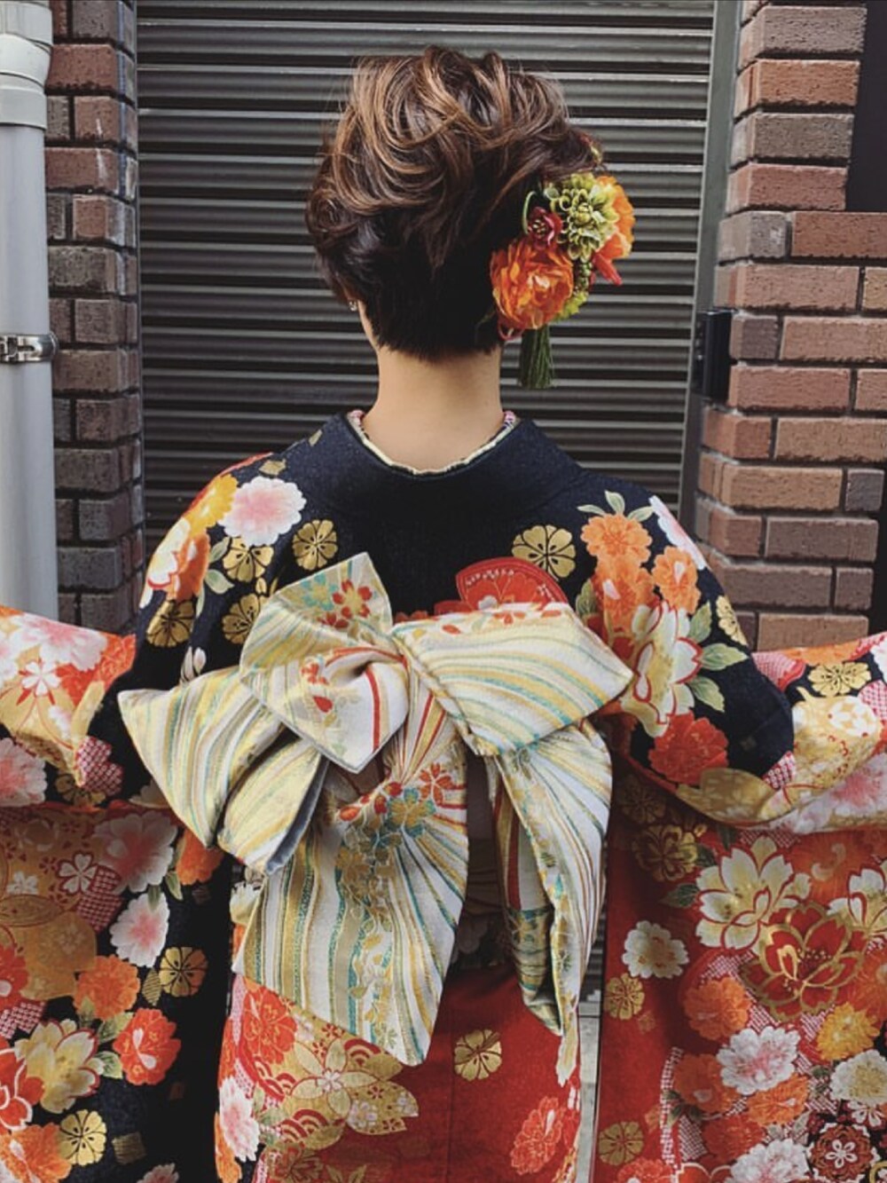 「成人式」｜「UNIFのアイテム（ショルダーバッグ、ブラック系）」を使った、l013sfさん（レディース・159cm）の冬コーディネートの3枚目の写真