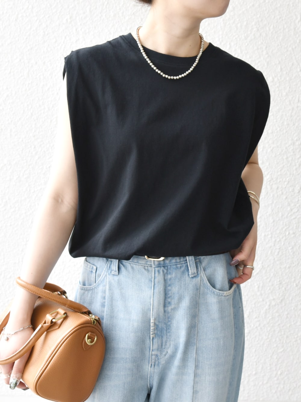 「SHIPS、お出かけコーデ、夏ファッション、シップスエニィ、SHIPS any、SHIPS for women」|「SHIPS anyのSHIPS any: クロス ストラップ サンダル(サンダル、イエロー系)」を使った、藤原さん(骨格ウェーブ・レディース・162cm)の夏コーディネートの2枚目の写真