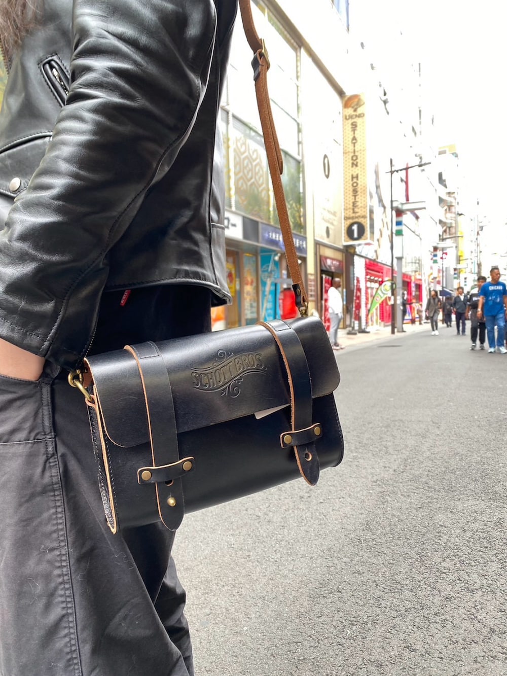 しま(QUARTER店)｜schottのショルダーバッグを使ったコーディネート - WEAR