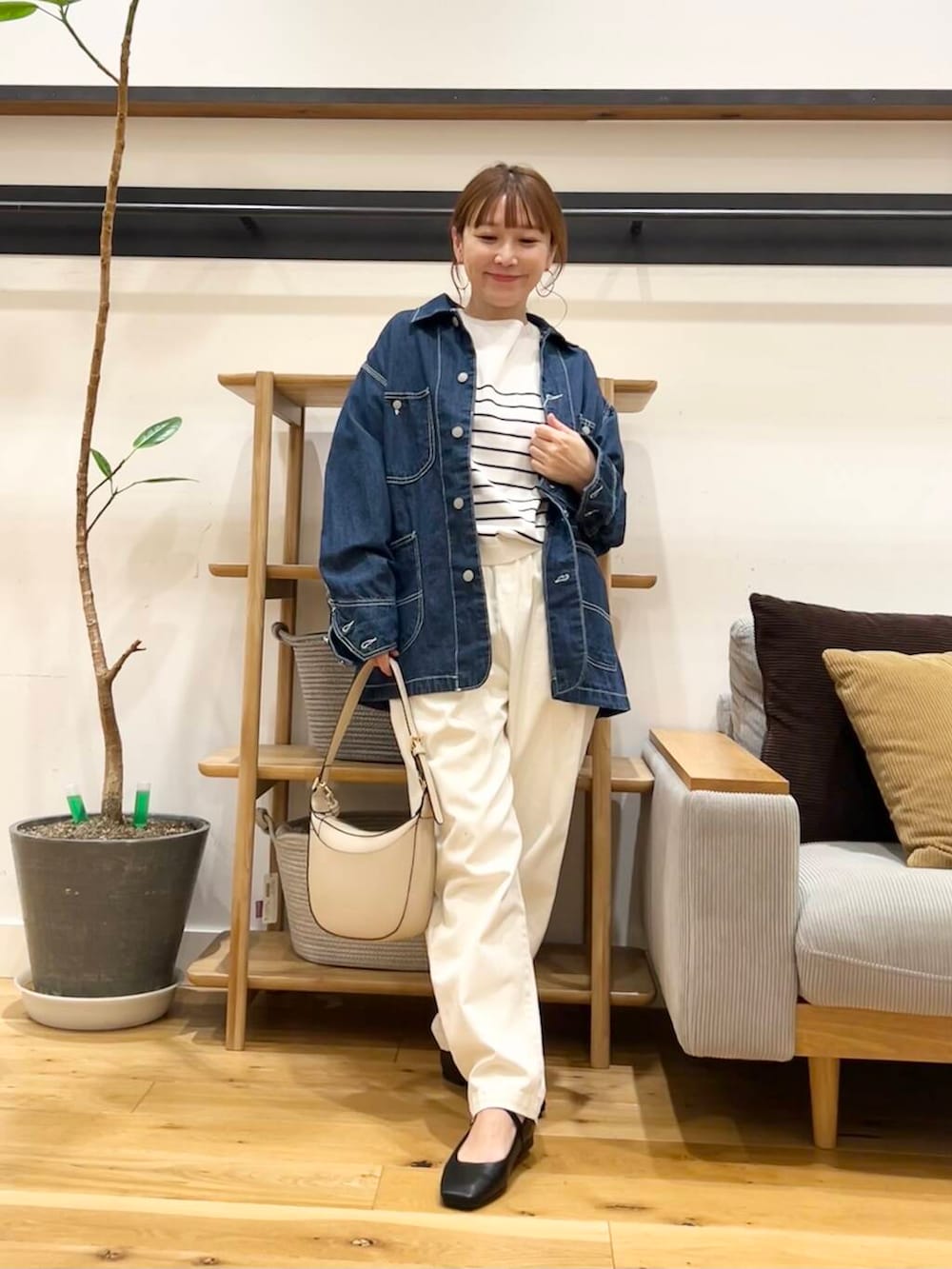 「doors、低身長コーデ、40代、骨格ストレート、イエベ春、ストレート×イエベ春、ストレート×イエベ、春のジャケットスタイル」|「URBAN RESEARCH DOORSのウォッシャブルUVボーダーニット(ニット/セーター、ホワイト系)」を使った、+++ゆき+++さん(レディース・151cm)の春コーディネートの2枚目の写真