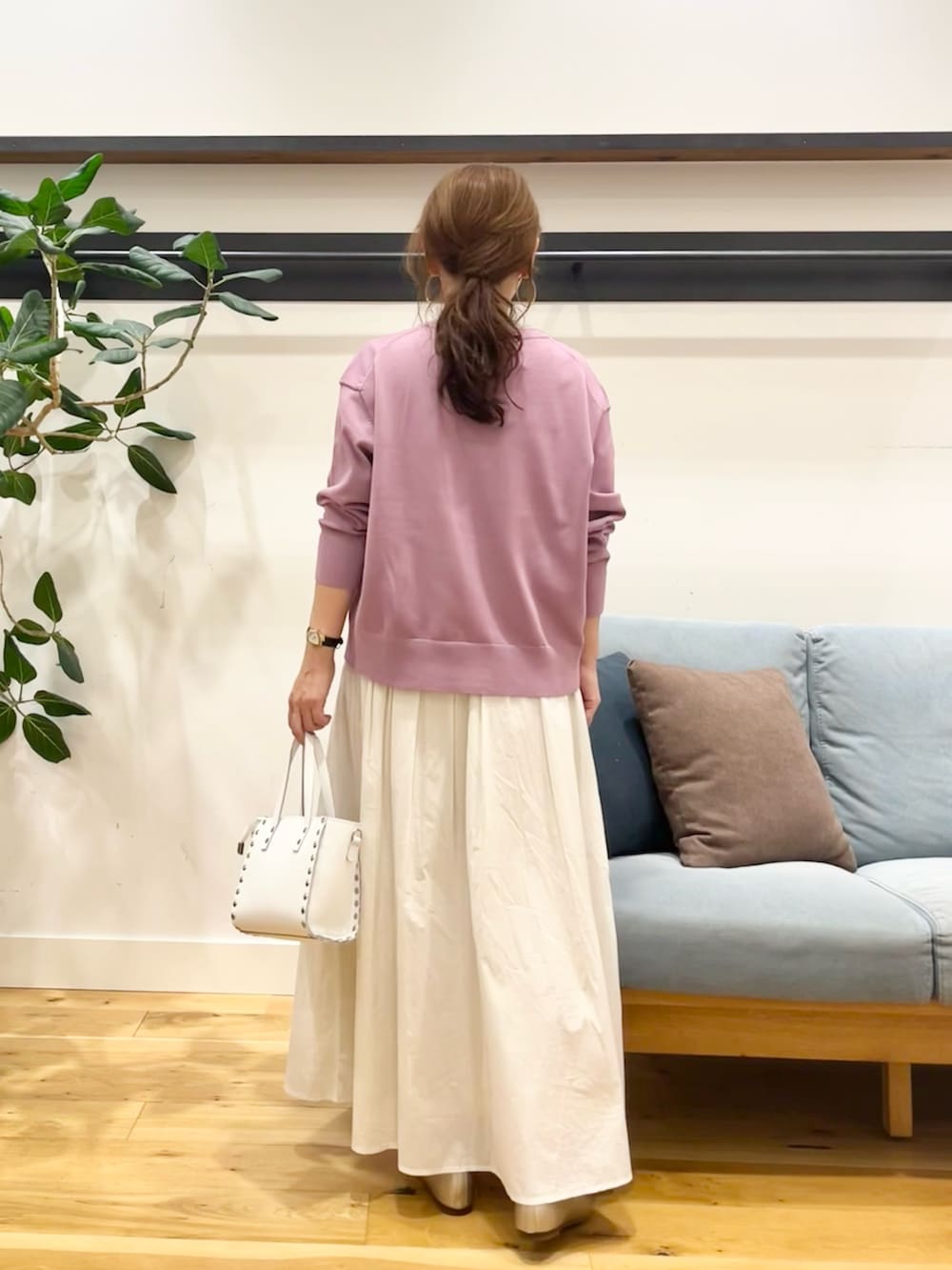 「低身長、低身長コーデ」|「URBAN RESEARCH DOORSのドライタッチキーネックカーディガン(カーディガン/ボレロ、ピンク系)」を使った、+++ゆき+++さん(レディース・151cm)の秋コーディネートの4枚目の写真