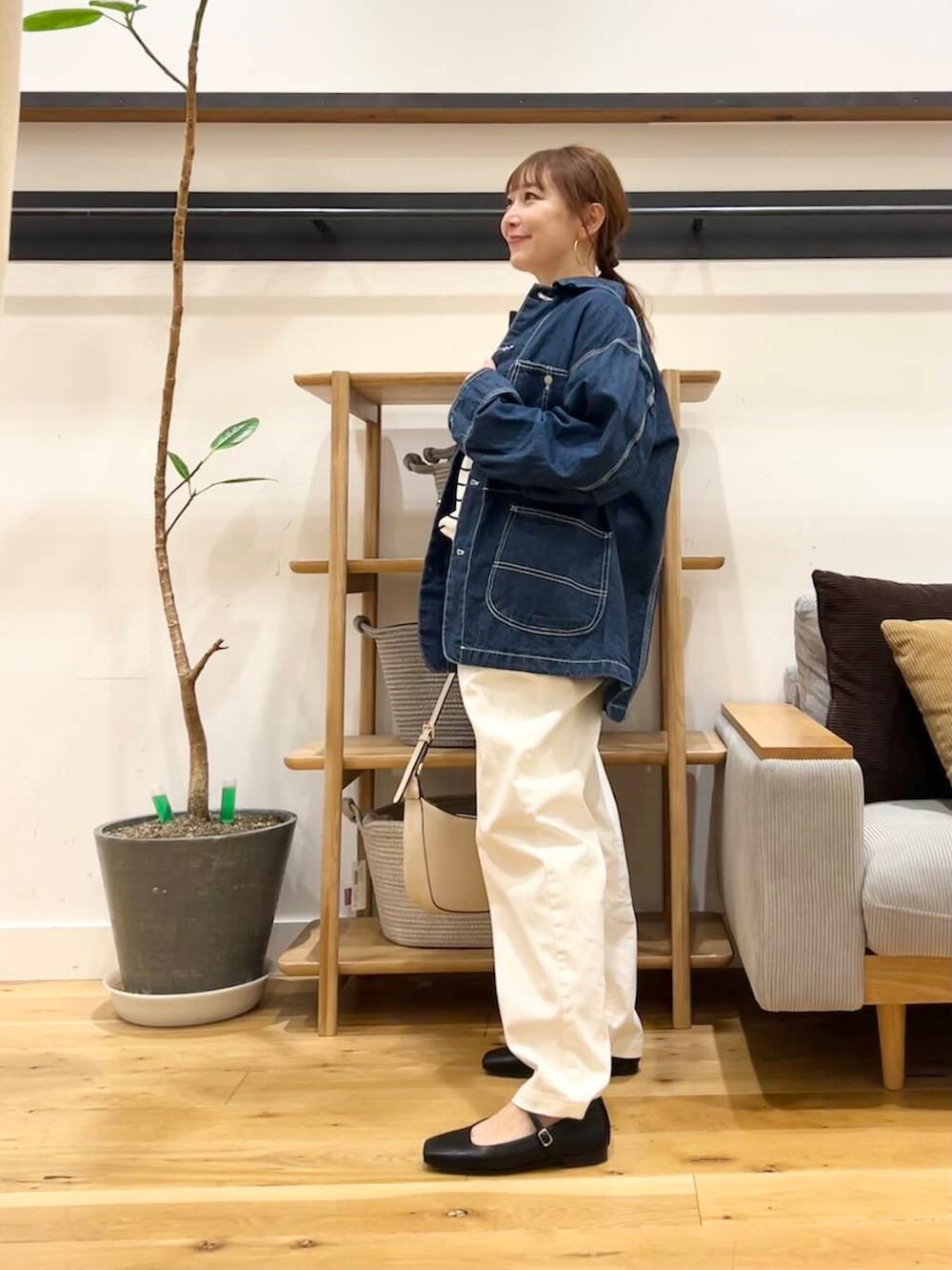 「doors、低身長コーデ、40代、骨格ストレート、イエベ春、ストレート×イエベ春、ストレート×イエベ、春のジャケットスタイル」|「URBAN RESEARCH DOORSのウォッシャブルUVボーダーニット(ニット/セーター、ホワイト系)」を使った、+++ゆき+++さん(レディース・151cm)の春コーディネートの5枚目の写真