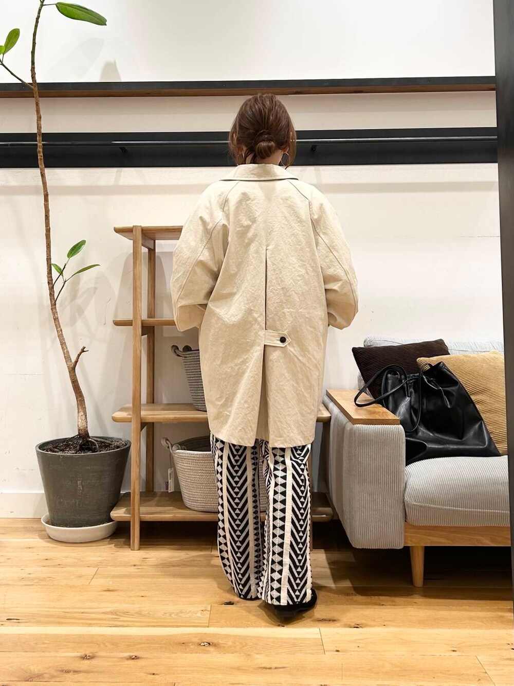 「doors、低身長コーデ、春カラーコーデ、骨格ストレート、イエベ春、ストレート×イエベ春、春アウターコーデ、ストレート×イエベ」|「RODE SKOの『MADE IN JAPAN』スクエアトゥローファー(ローファー、ブラック系)」を使った、+++ゆき+++さん(レディース・151cm)の春コーディネートの5枚目の写真