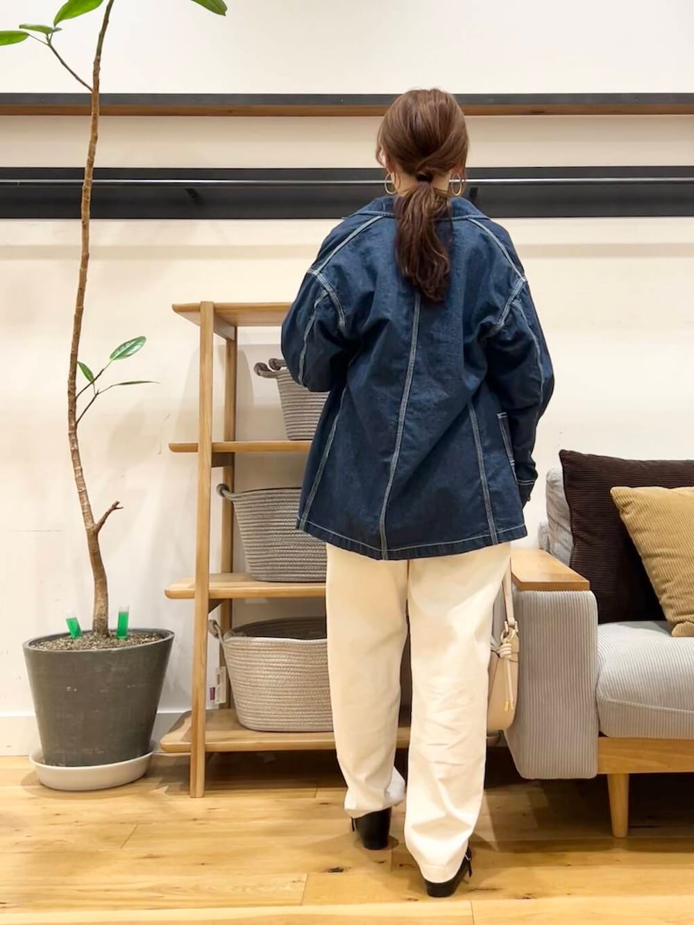 「doors、低身長コーデ、40代、骨格ストレート、イエベ春、ストレート×イエベ春、ストレート×イエベ、春のジャケットスタイル」|「URBAN RESEARCH DOORSのウォッシャブルUVボーダーニット(ニット/セーター、ホワイト系)」を使った、+++ゆき+++さん(レディース・151cm)の春コーディネートの6枚目の写真