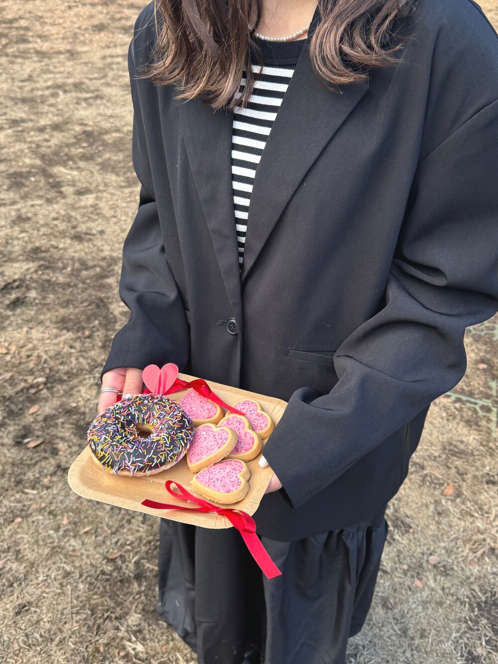 「シンプルスタイル、オトナカジュアル、今日のコーデ、ootd、低身長コーデ、FOREVER 21、FOREVER21」｜「FOREVER 21の【2024SS】ビッグテーラードジャケット（テーラードジャケット、ブラック系）」を使った、tomoka さん（レディース・153cm）の冬コーディネートの3枚目の写真