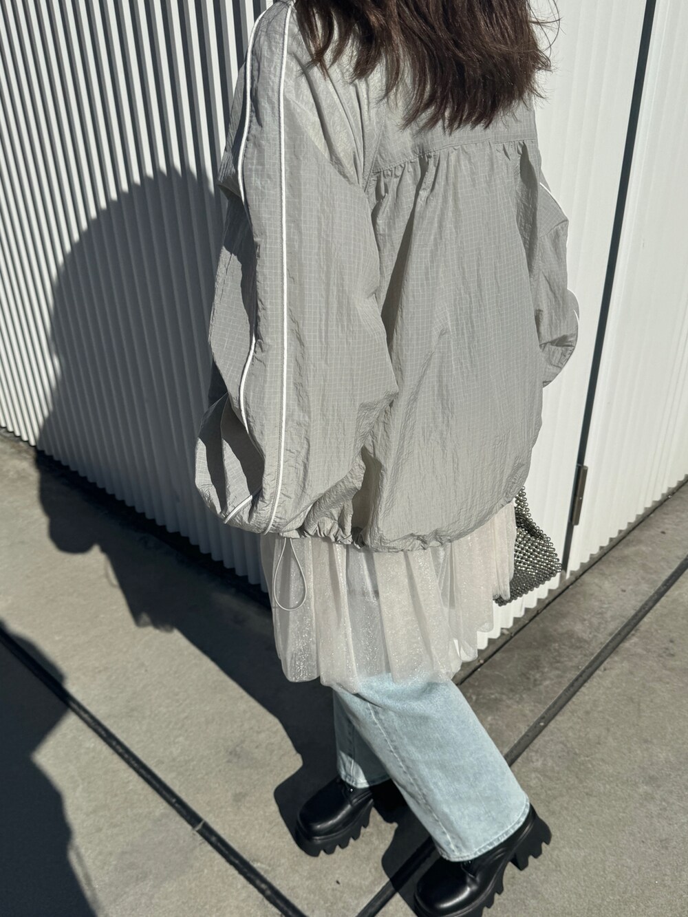 「今日のコーデ、フェミニン、フェミニンコーデ、FOREVER 21、FOREVER21、ootd、低身長コーデ」｜「FOREVER 21の【2024SS】スポーティーブルゾン（ブルゾン、グレー系）」を使った、tomoka さん（レディース・153cm）の冬コーディネートの3枚目の写真