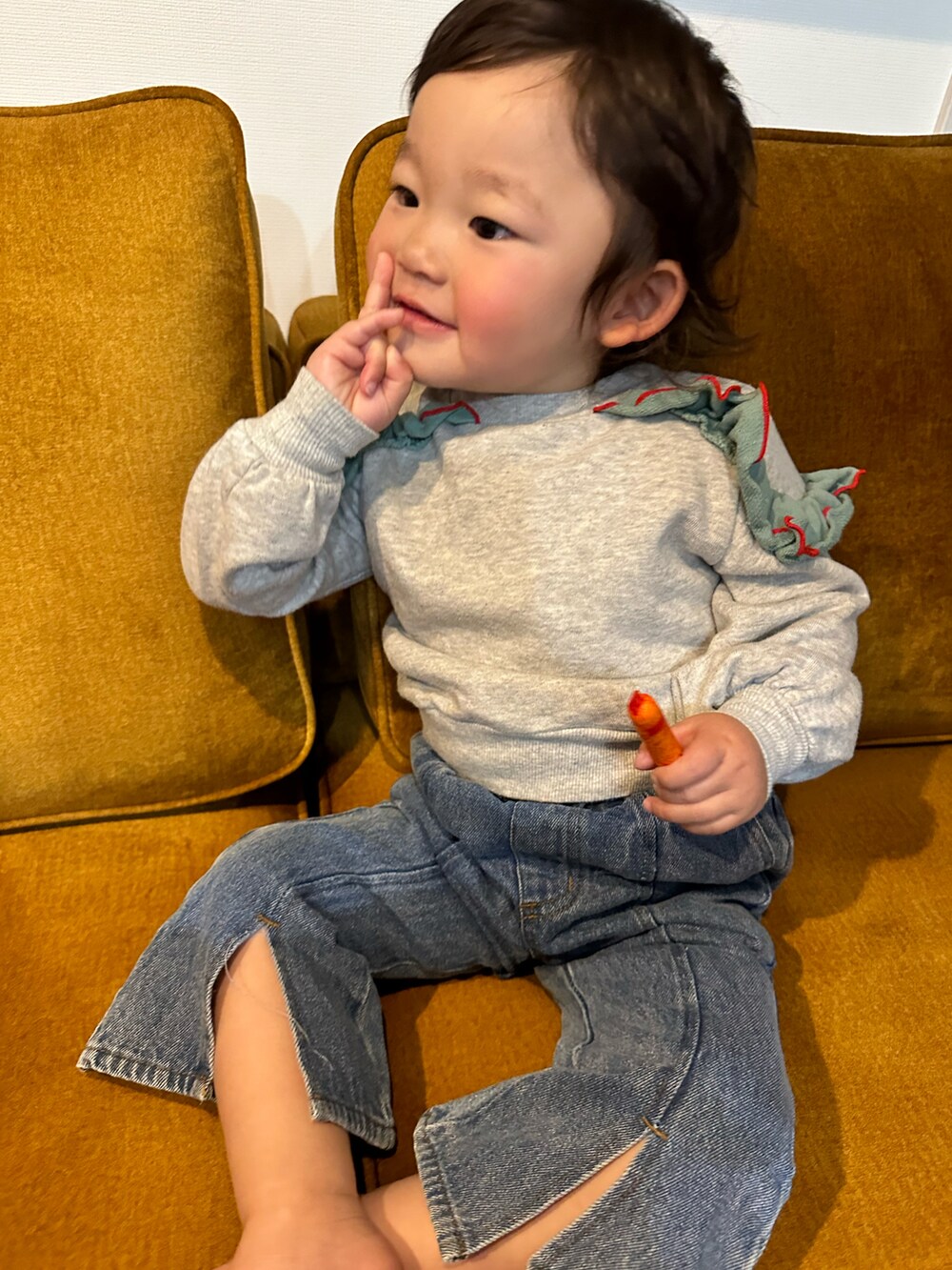 「春アウター、キッズ、保育園コーデ、1歳、バースデイ」｜「Disneyのアイテム（ポーチ、ブルー系）」を使った、chigiripanchan3442さん（キッズ・80cm）の春コーディネートの2枚目の写真