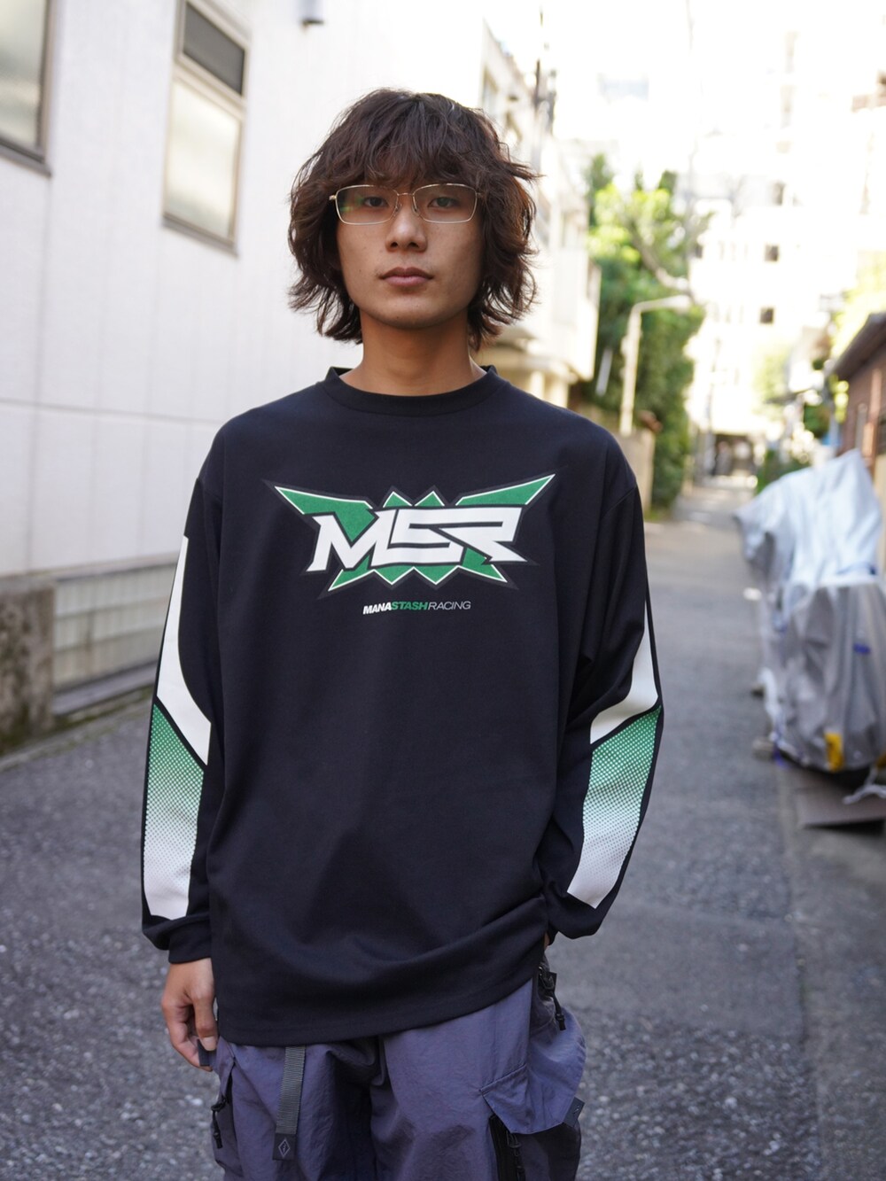 「レザー、キルティング、ロングコート、ブラウン、レイヤードスタイル、冬コーデ、ブラック、プチプラコーデ、モード、AVIREX、ベーシック/トラッド」｜「MANASTASHのMANASTASH/マナスタッシュ/RE:POLY  L/S TEE MSR/リポリロングスリーブTシャツMSR（Tシャツ/カットソー、ブラック系）」を使った、yusuke061019さん（メンズ・173cm）の秋コーディネートの9枚目の写真