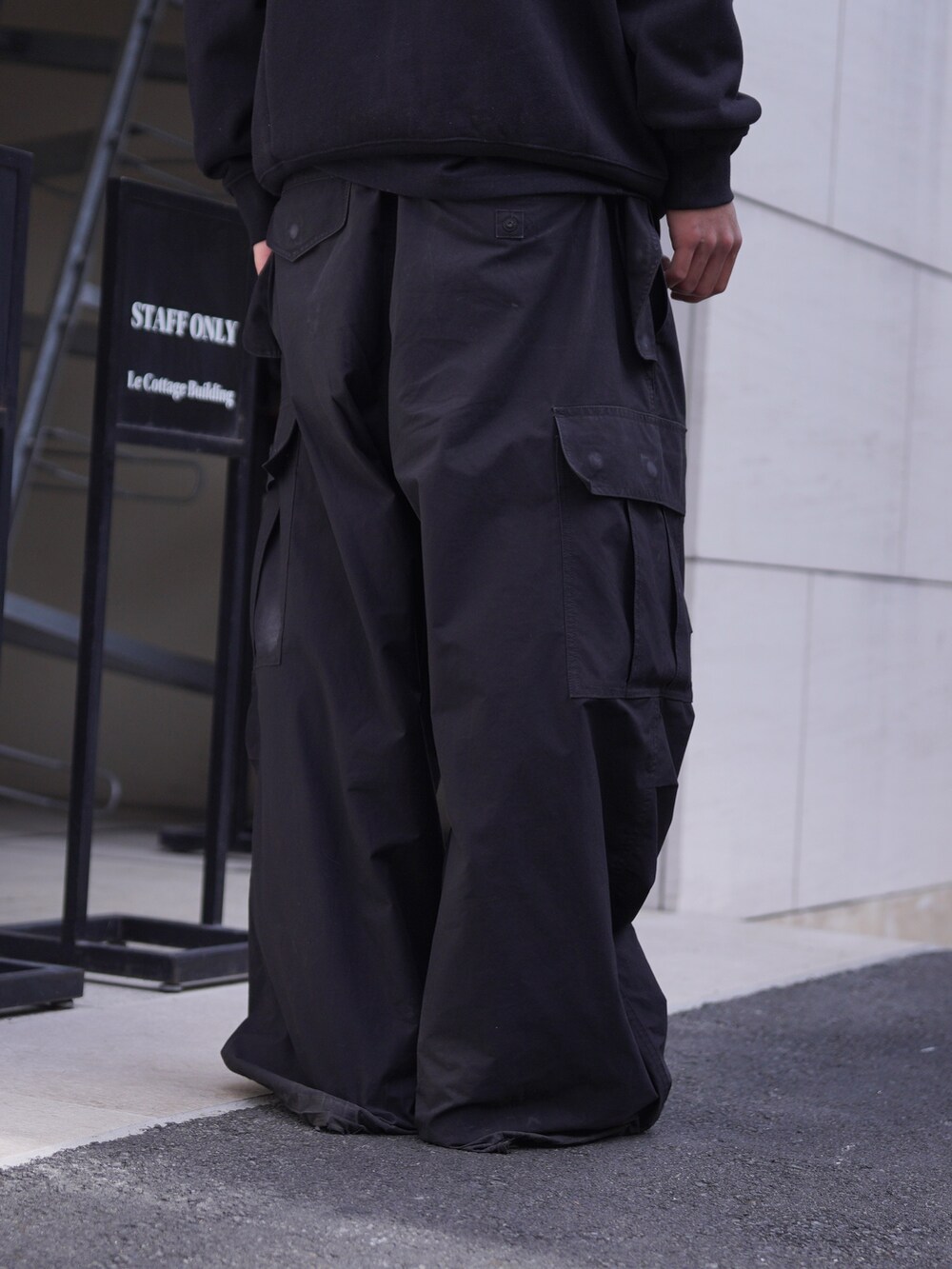 「MANASTASHのMANASTASH/マナスタッシュ/CiTee SWEAT SPORTS（スウェット、ブラック系）」を使った、yusuke061019さん（メンズ・173cm）の春コーディネートの6枚目の写真
