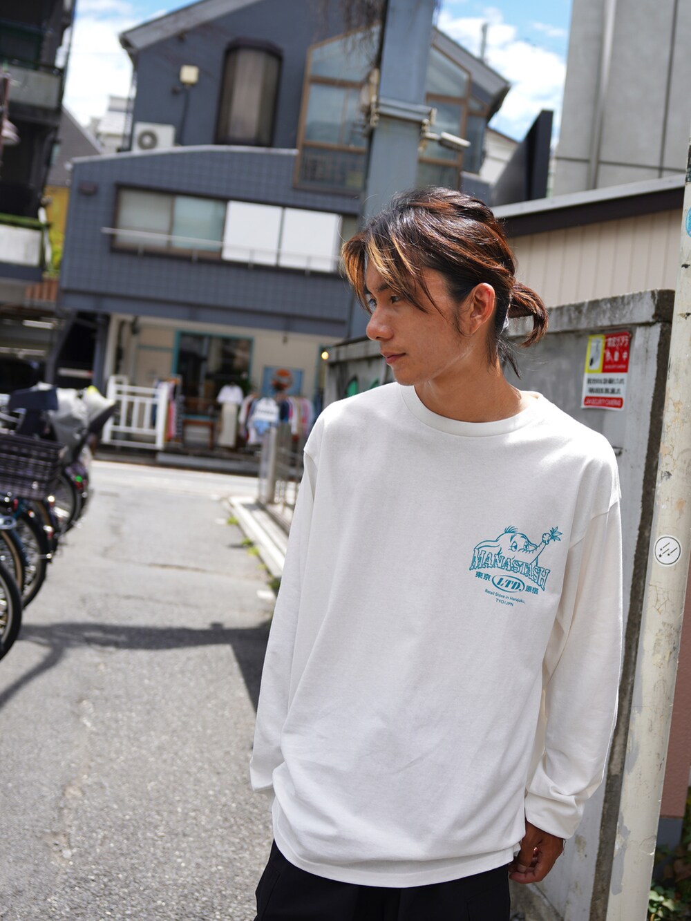 「夏、大人、大人コーデ、マナスタッシュ、夏コーデ、お洒落、暑い、マナスタ、おしゃれになりたい！、マナスタッシュづくし」｜「BIRKENSTOCKのBIRKENSTOCK/ビルケンシュトック　ZURICH チューリッヒ  50463　1025060（サンダル、ブラック系）」を使った、yusuke061019さん（メンズ・173cm）の夏コーディネートの2枚目の写真