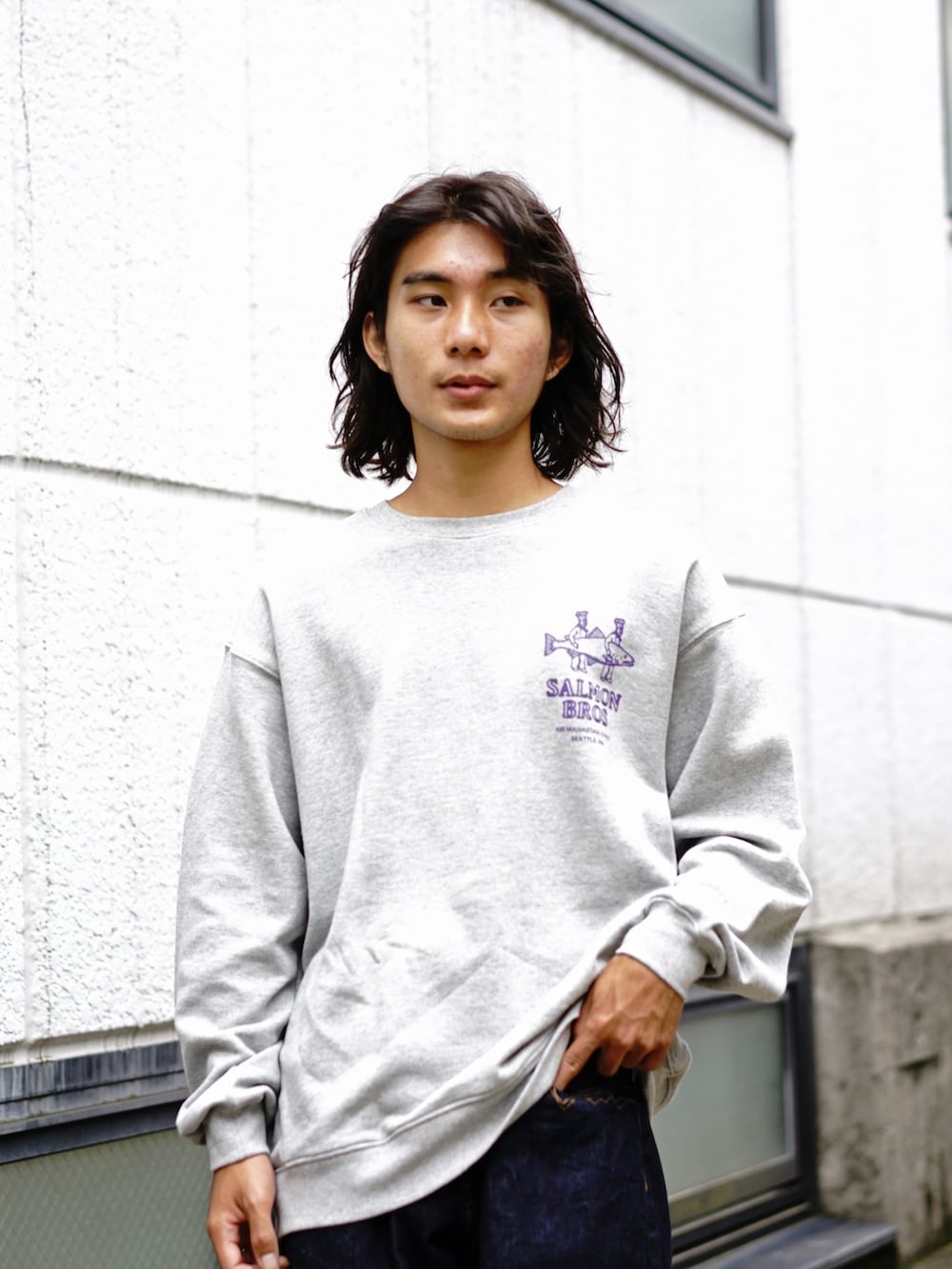 「秋っぽコーデ更新中、カーキ、めがね、メガネ女子、おでかけコーデ、今日のコーデ、ライトアウター、デニム、ジャケット、スウェット」｜「MANASTASHのMANASTASH/マナスタッシュ/CiTee SWEAT SALMON/スウェット サーモン（スウェット、その他）」を使った、yusuke061019さん（メンズ・173cm）の秋コーディネートの5枚目の写真