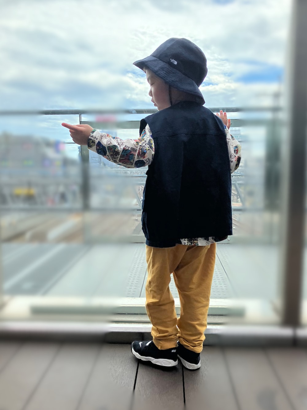 haru☺︎さんの「ザ・ノース・フェイス キッズハット / キッズハイクハット（THE NORTH FACE）」を使ったコーディネートの3枚目の写真