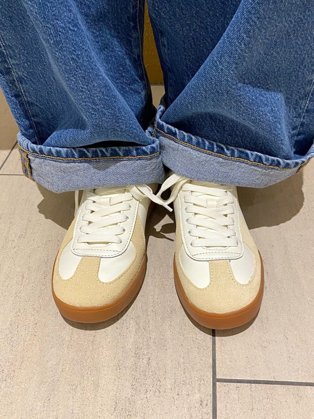 「春コーデ、BASE SHOT PRO、デニム、25ss、鹿の子、メンズライク」｜「LACOSTEのメンズクラシック ミニメッセンジャーバッグ（メッセンジャーバッグ、ブルー系）」を使った、saeさん（レディース・153cm）の春コーディネートの6枚目の写真