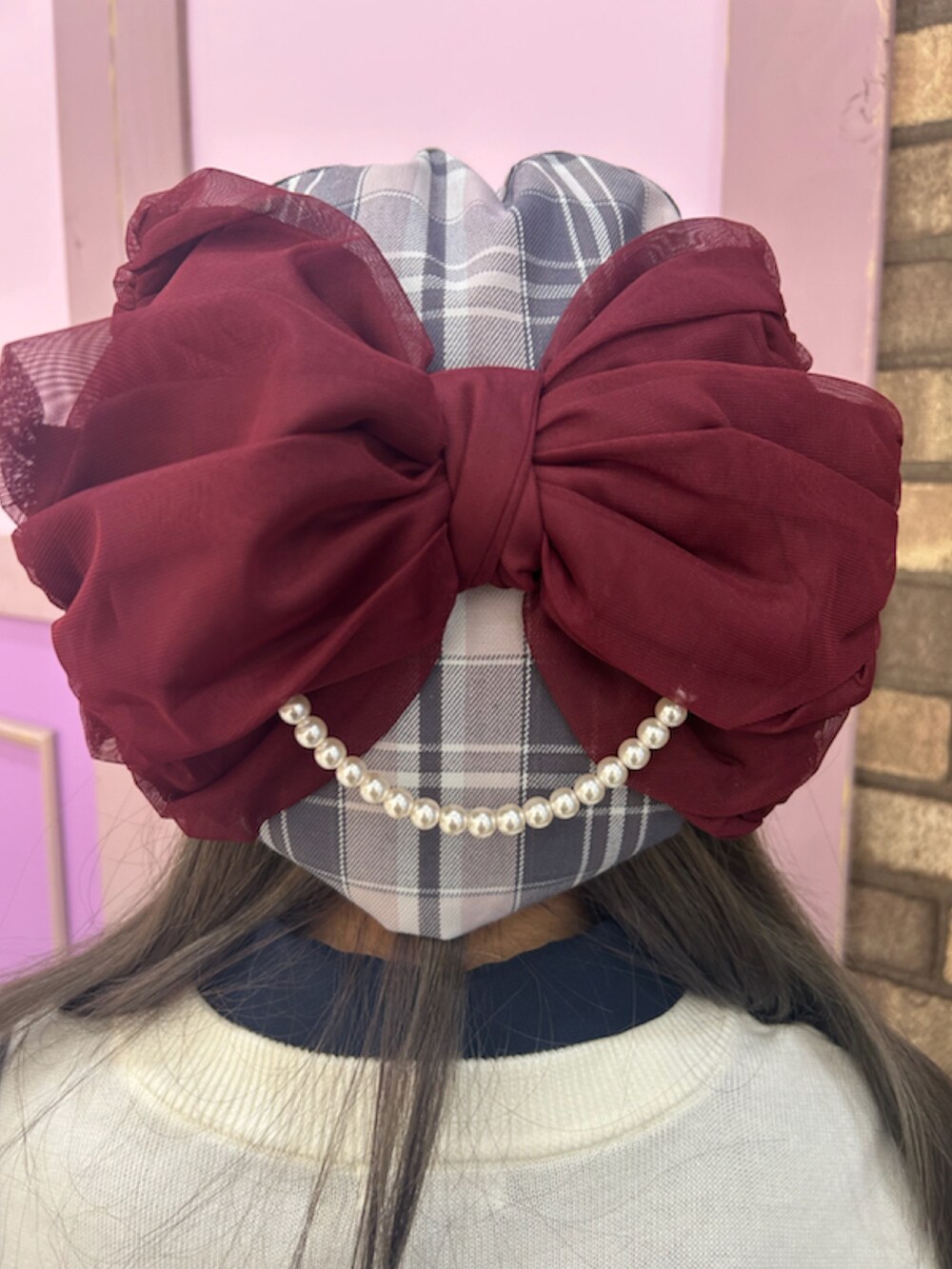 「春色、春めき満開コーデ、ローファー、axes femme、春服コーデ、大人ガーリー、お花見コーデ、パンプス、チェックスカート、チェック柄、チェック」｜「axes femmeのパール付リボンチェックベレー（ハンチング/ベレー帽、パープル系）」を使った、あんじゅさん（骨格ストレート・レディース・145cm）の春コーディネートの4枚目の写真