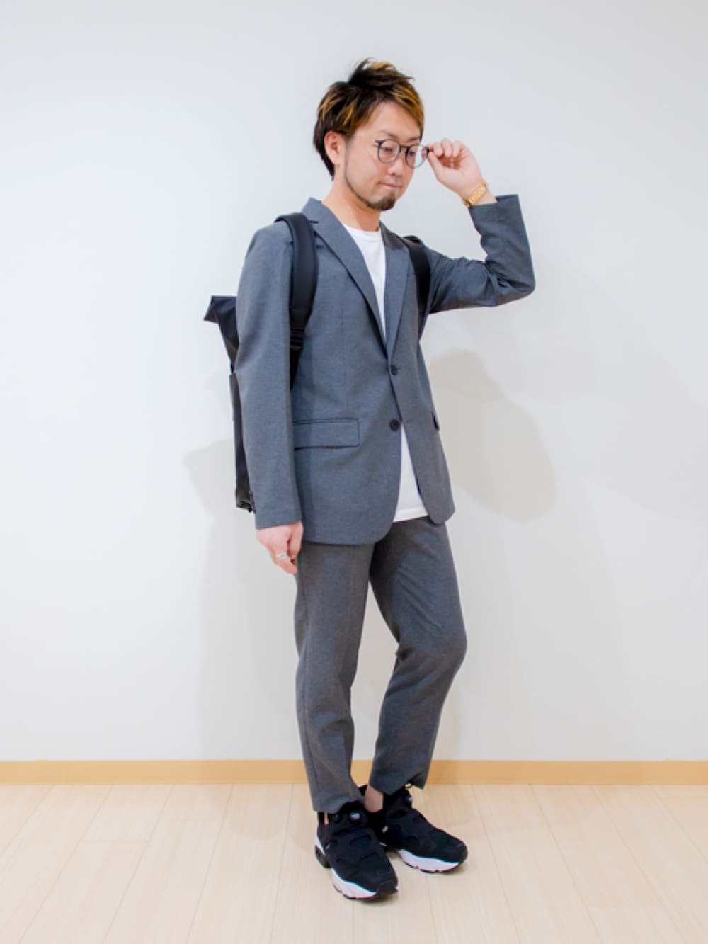 カトウトモタカ｜GUのテーラードジャケットを使ったコーディネート - WEAR