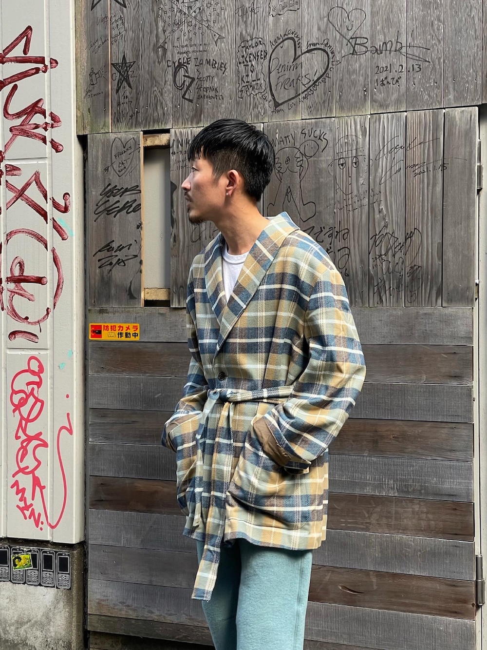 「wearhalloween2021、シンプル、大人カジュアル、ビッグシルエット、URU、Tomo&Co、GARDEN TOKYO」｜「URUのアイテム（ジャケット/アウター、グリーン系）」を使った、よっしーさん（メンズ・168cm）の秋コーディネートの2枚目の写真