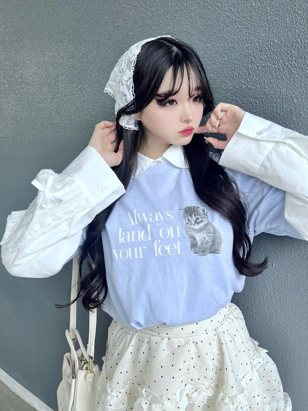 「春めき満開コーデ、春色、大人ガーリー、韓国コーデ、Tシャツ、UNIQLO、ユニクロコーデ、ユニクロ、プチプラ、プチプラコーデ、レイヤードスタイル」｜「Lovilynの厚底リボンレースストラップパンプス（その他シューズ、ホワイト系）」を使った、poyoさん（レディース・161cm）の春コーディネートの5枚目の写真