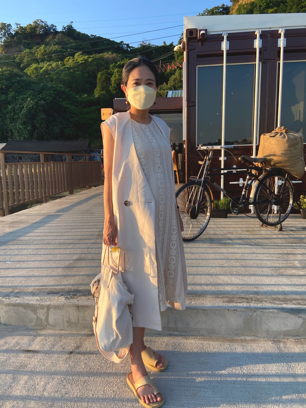 その他のその他、その他のその他を着用したレディースの夏コーディネートの2枚目の写真