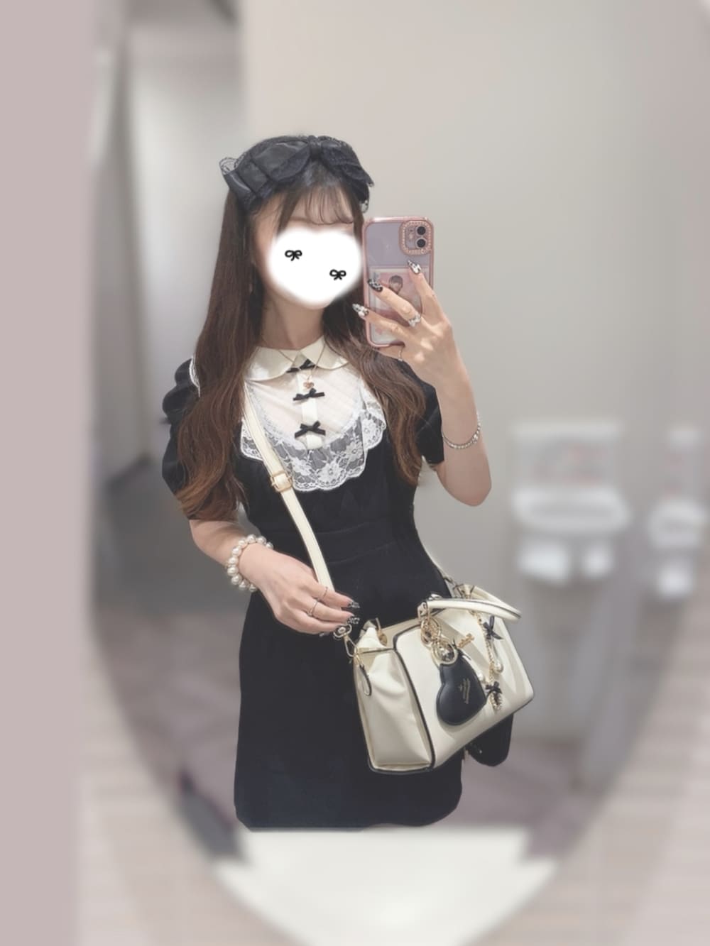 「いいね、save、フォローお願いします🤑、ガーリー、フェミニン、pium、量産型、量産型ヲタク、量産型女子、地雷、かわいい、ワンピース、透け感、ブラック、モノトーン、フレンチガーリー、キレイめ」｜「piumのレースフリルドーリーミニワンピース（ワンピース、ブラック系）」を使った、🐰ㅤメ ｲ ﾒ ｲㅤ🐰さん（骨格ストレート・レディース・154cm）の夏コーディネートの2枚目の写真