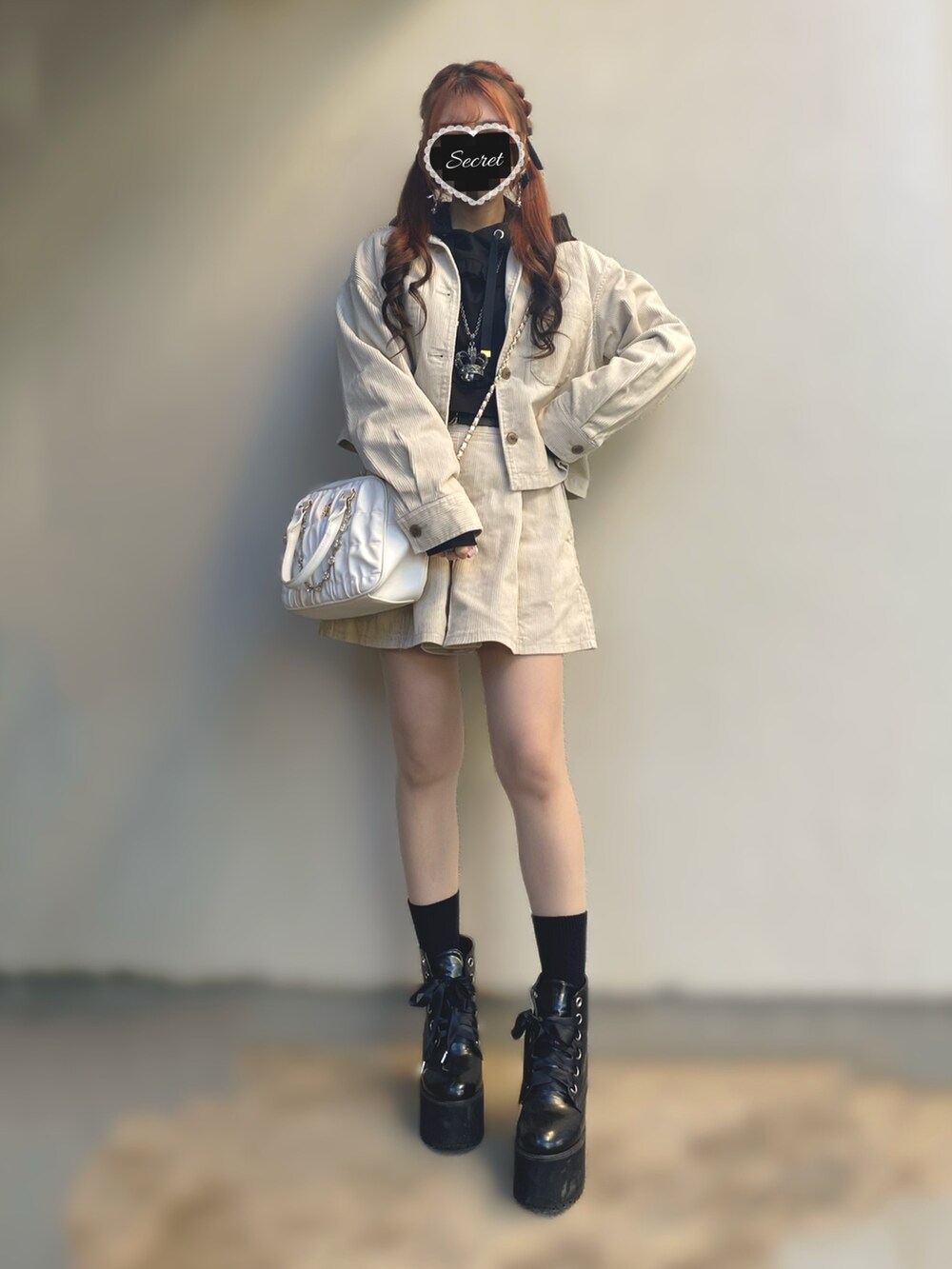 「いいね、save、フォローお願いします🤑、カジュアル、カジュアルガーリー、GU、pium、コーデュロイ、セットアップ、パーカー、秋コーデ、秋のコーデ、レイヤードスタイル、シンプルスタイル」｜「GUのコーデュロイショートシャツ（シャツ/ブラウス、ホワイト系）」を使った、🐰ㅤメ ｲ ﾒ ｲㅤ🐰さん（骨格ストレート・レディース・154cm）の秋コーディネートの2枚目の写真