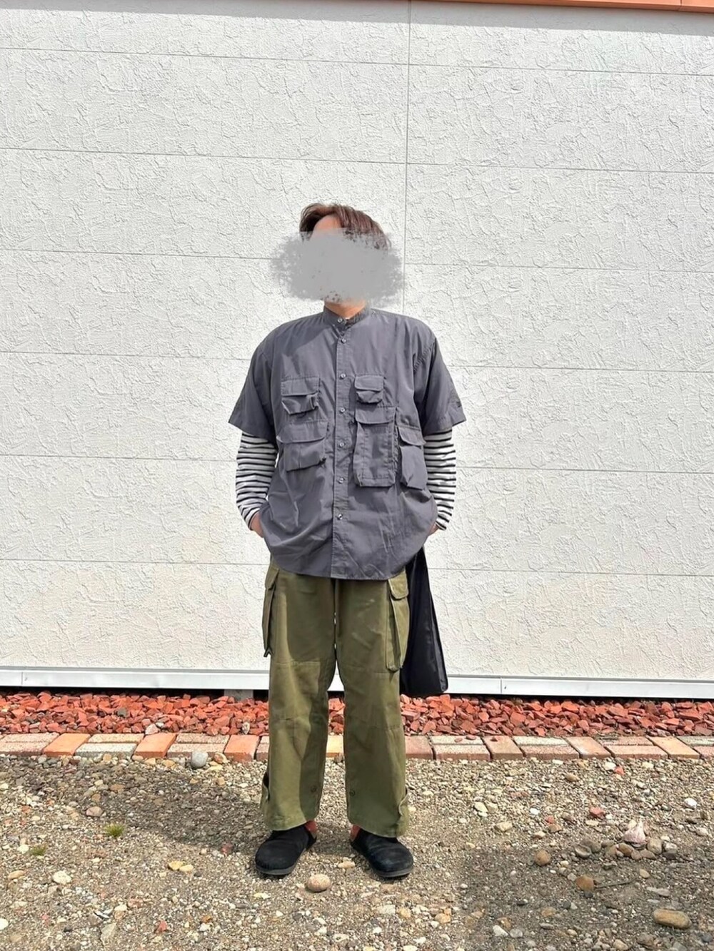 「UNIQLOのアイテム（シューズ、ブラウン系）」を使った、ぽんさん（メンズ・175cm）の冬コーディネートの4枚目の写真