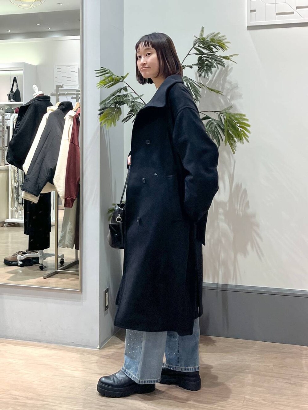 SAKO(LOWRYS FARM イオンモール旭川西)|LOWRYS FARMのステンカラーコートを使ったコーディネート - WEAR