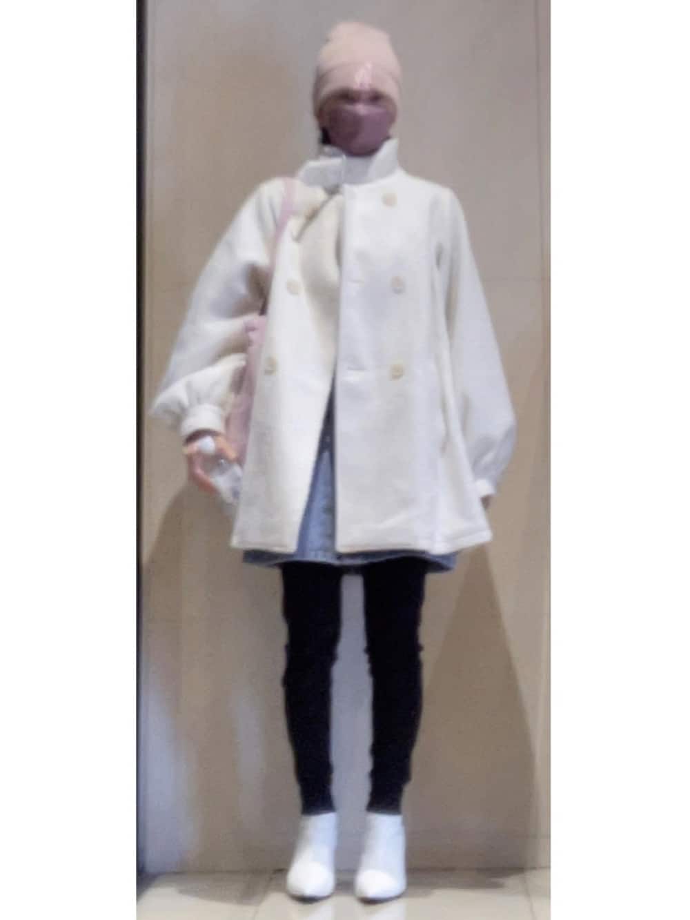 「デニムワンピース、ZARA、リブレギンス、antiqua、NEW ERA、SHEIN、jouetie、LosangeiesDodgers」|「NEW ERAの【OVERRIDE別注】NEW ERA KNIT CLASSIC / ニューエラ(ニットキャップ/ビーニー、ピンク系)」を使った、ニャン@whitemaskさん(レディース・160cm)の春コーディネートの2枚目の写真