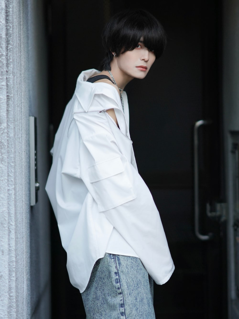 犬飼京 inukai kei｜ADRERのデニムパンツを使ったコーディネート - WEAR