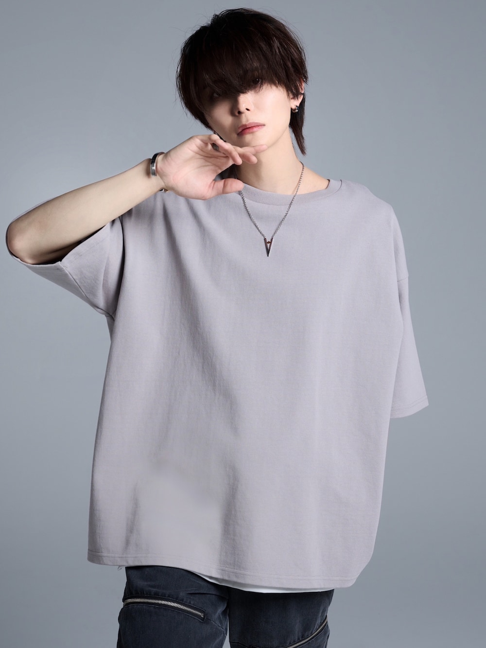 犬飼京 inukai kei｜ADRERのデニムパンツを使ったコーディネート - WEAR