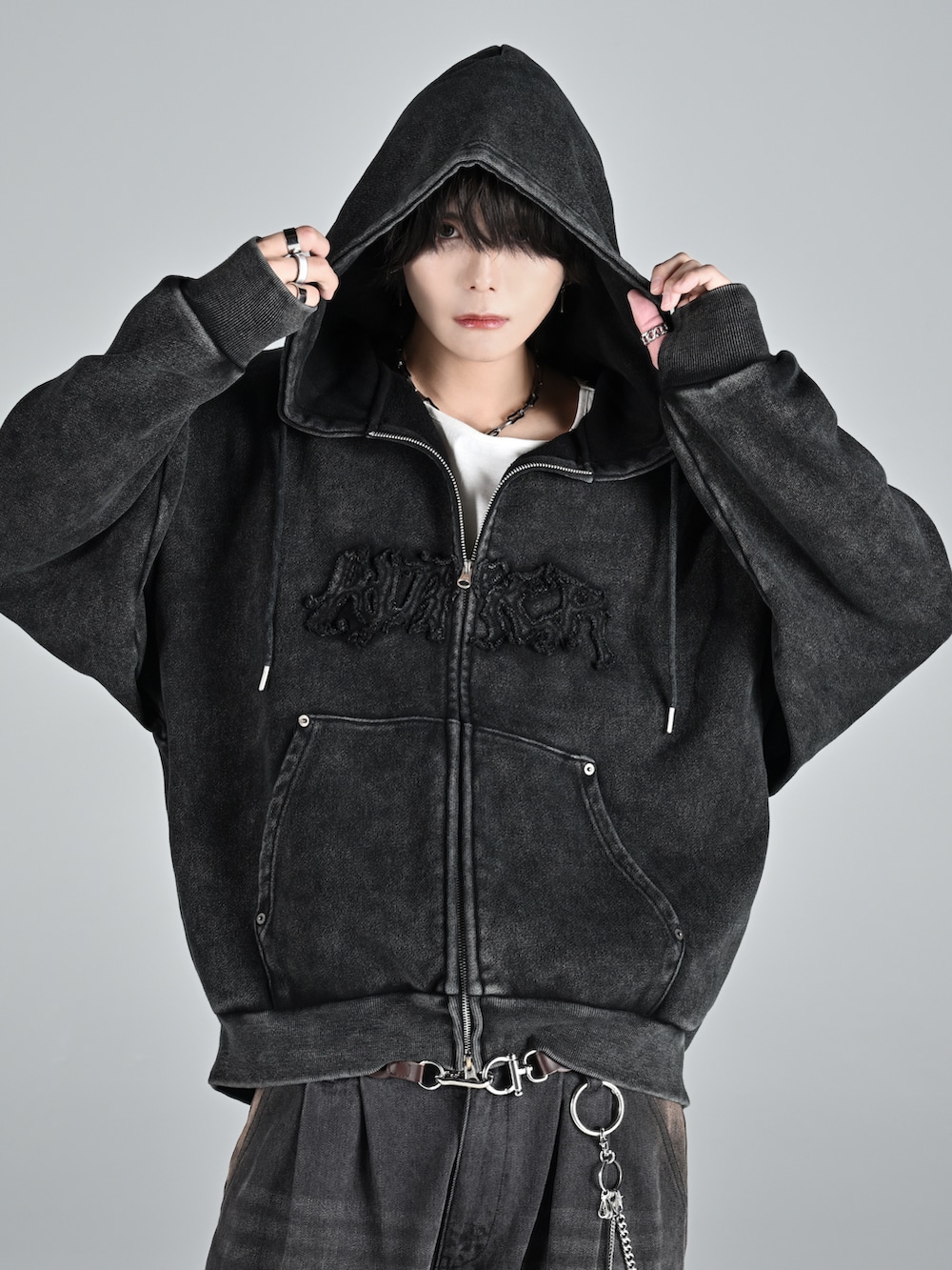 犬飼京 inukai kei｜ADRERのパーカーを使ったコーディネート - WEAR