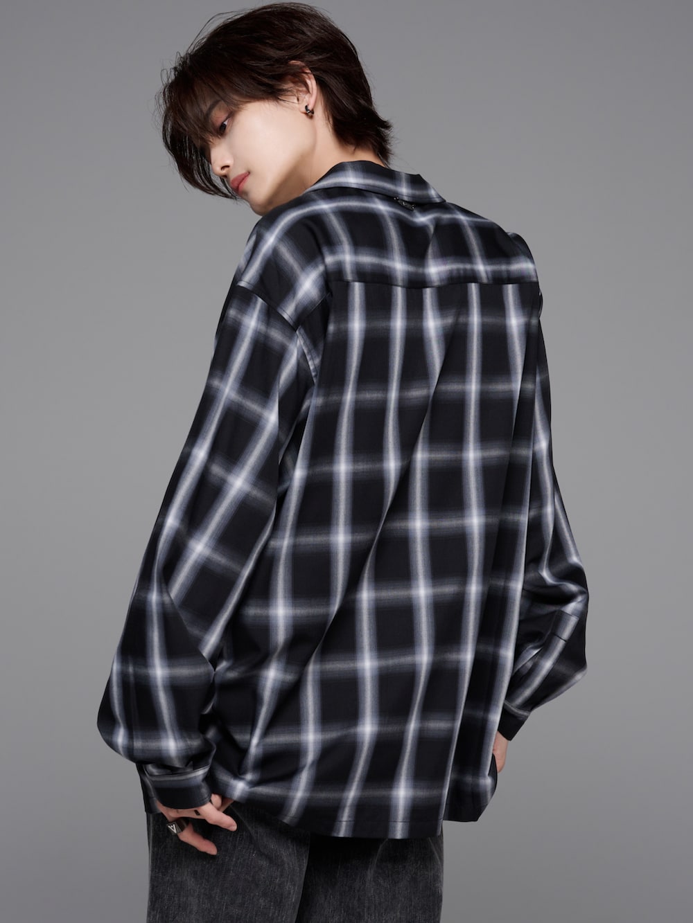 犬飼京 inukai kei｜ADRERのタンクトップを使ったコーディネート - WEAR