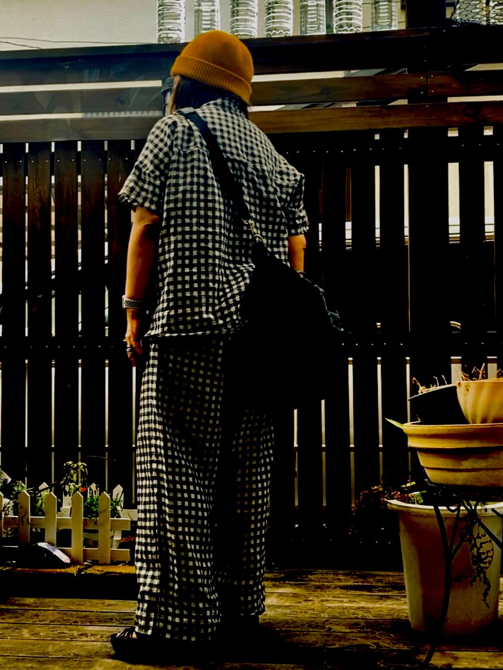 ピンク系のその他を着用したレディースの夏コーディネートの3枚目の写真