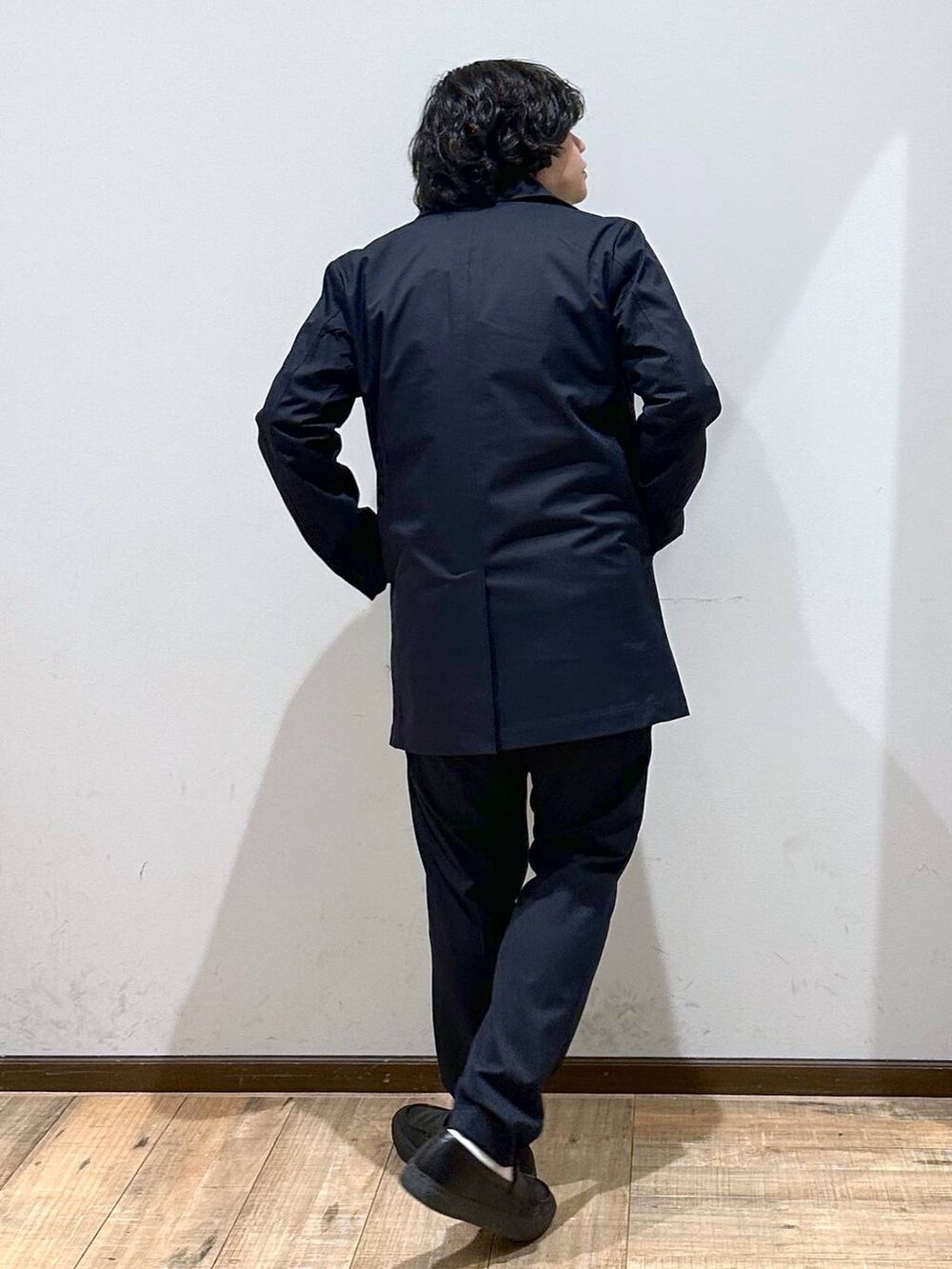 「リラックス、ゆったり、高見え」｜「GLOBAL WORKのアーバンジャケット/115845（テーラードジャケット、ブルー系）」を使った、いしかわさん（メンズ・168cm）の春コーディネートの4枚目の写真