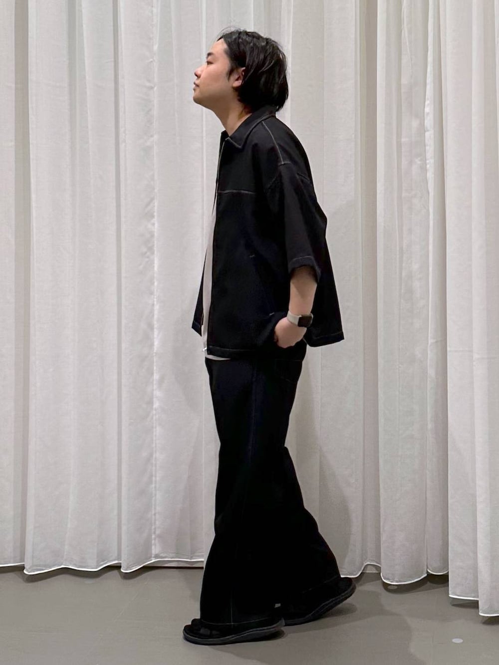 「リラックス、ゆったり、高見え」｜「GLOBAL WORKのリッチクリーンTシャツ/プリント/半袖/288193（Tシャツ/カットソー、ベージュ系）」を使った、いしかわさん（メンズ・168cm）の夏コーディネートの3枚目の写真