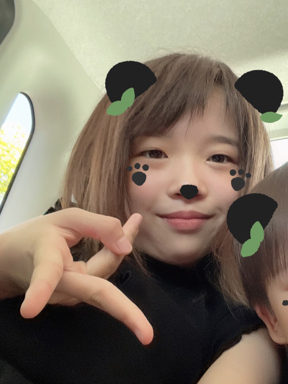 「カラーパンツ、ショートパンツ、プチプラ、カジュアル、お出かけコーデ、夏コーデ、姉弟、休日スタイル」｜「GUのアイテム（トップス、ブラック系）」を使った、naaaさん（キッズ・143cm）の夏コーディネートの5枚目の写真