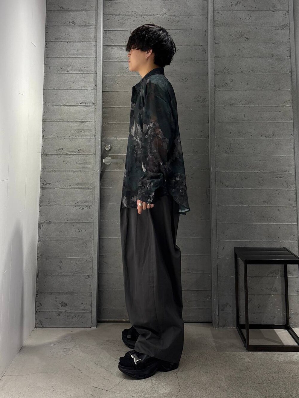 「低身長、ベーシック/シンプル、着痩せ・細見え」｜「HAREのファイヤーマンベルト(HARE)（ベルト、ブラック系）」を使った、ぬまさん（メンズ・166cm）の夏コーディネートの4枚目の写真